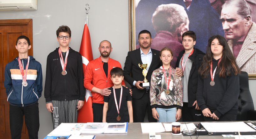 FOÇALI TAEKWONDOCULAR GURURLANDIRIYOR