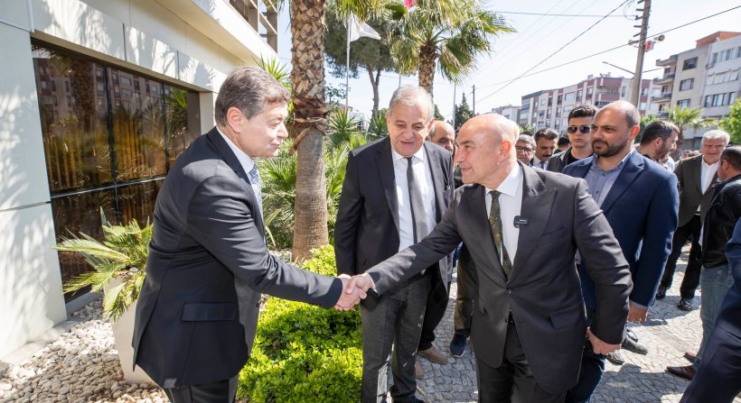 İZMİR BÜYÜKŞEHİR BELEDİYE BAŞKANI TUNÇ SOYER, BERTO'YU ZİYARET ETTİ