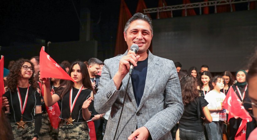 Aliağa Belediyesi Sanatevi (ASEV) Öğrencileri Hayran Bıraktı