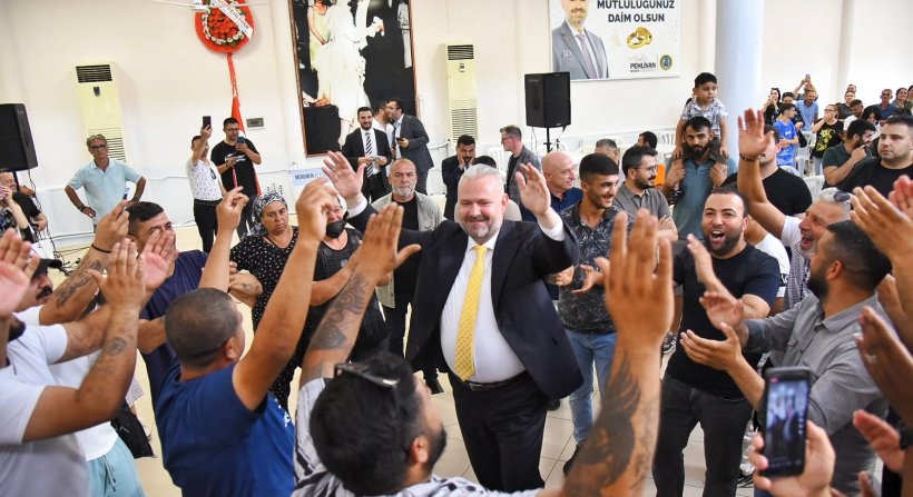 BAYRAMLAŞMA TÖRENİNDE MÜJDE ÜSTÜNE MÜJDE