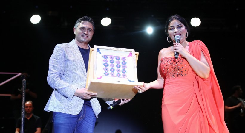 Zara ve Uğur Aslan Aliağalıları Mest Etti