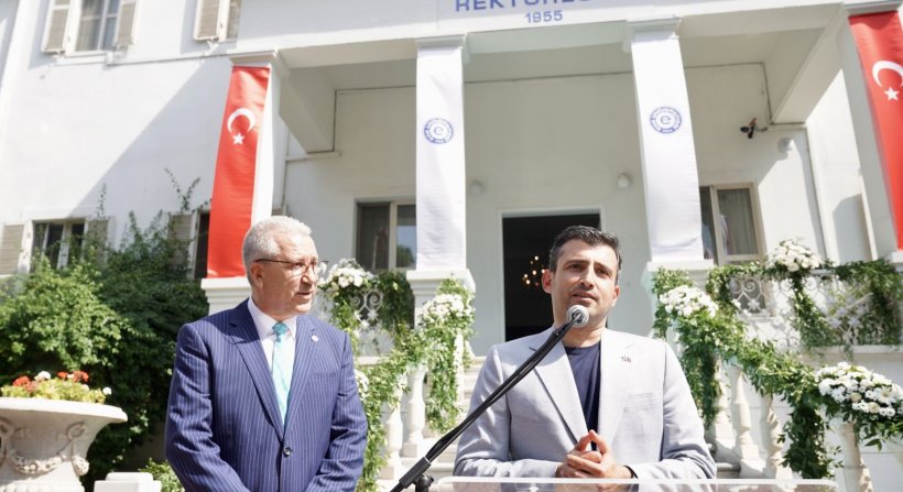 Selçuk Bayraktar EÜ'de "Milli Teknoloji Hamlesi” serüvenini anlattı