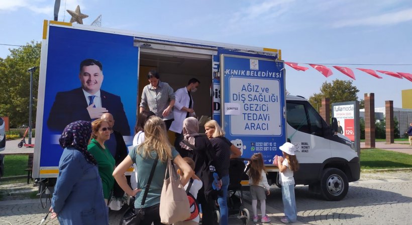 Kınık Belediyesi Ağız ve Diş Sağlığı Gezici Tedavi Aracı EÜ "2. Uluslararası Ağız Kanserleri Kongresi”ne katıldı