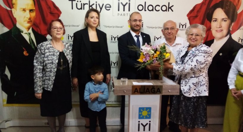 İYİ PARTİLİ BAHADIR GÜLTEKİN BELEDİYE BAŞKAN ADAY ADAYI OLDUĞUNU AÇIKLADI.