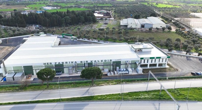 İzmir Büyükşehir Belediyesi'nden Cumhuriyet'in 100. yılına armağan