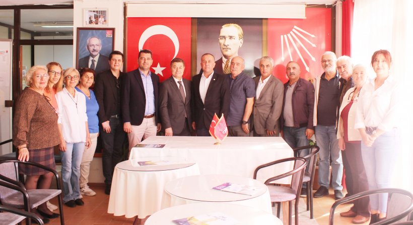 BERTO'DAN BERGAMA CHP ve MHP'YE 'HAYIRLI OLSUN' ZİYARETİ