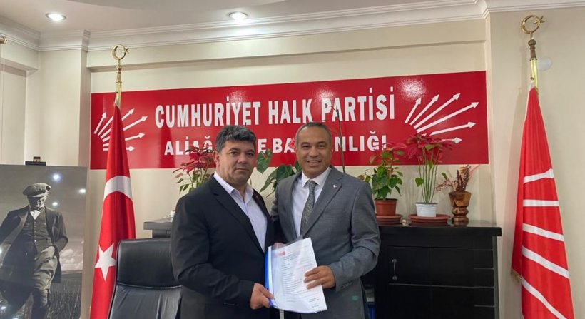 ALİAĞA CHP'DE ADAY ADAYLIĞINI İLK AÇIKLAYAN SAVAŞ DAĞDEVİREN'İN ADAYLIK BAŞVURUSU TAMAMLANDI