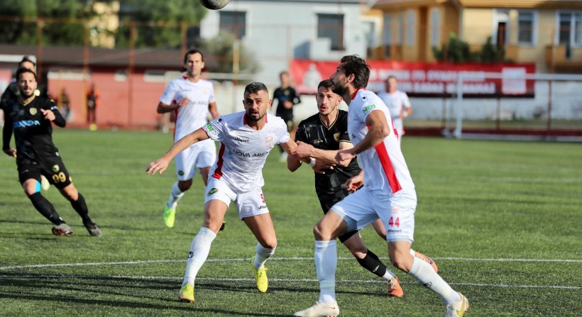 Aliağa Namağlup Liderliğini Sürdürdü