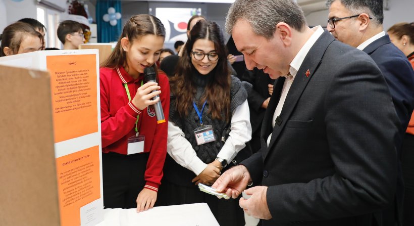 BERGAMA'DA TÜBİTAK BİLİM FUARI ŞEHİT CEMİL CANAN ÇİÇEK İMAM HATİP ORTAOKULU'NDA