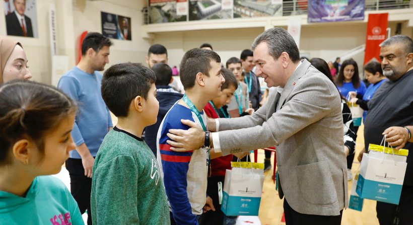 BERGAMA BELEDİYESİ'NDEN ENGELSİZ SPOR VE SANAT ŞÖLENİ