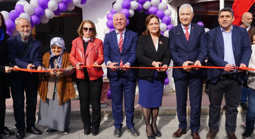 KEMALPAŞA'DA 5.KÜTÜPHANE HİZMETE SUNULDU