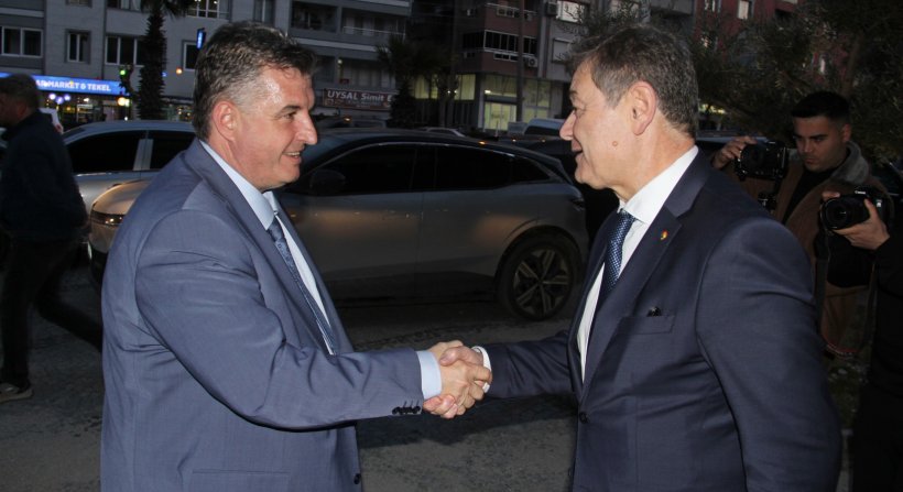 CUMHUR İTTİFAKI BERGAMA BELEDİYE BAŞKAN ADAYI DR. SADIK DOĞRUER, BERTO'YU ZİYARET ETTİ 