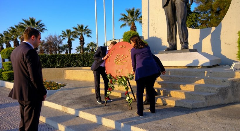 İLK ZİYARET ATATÜRK ANITINA YAPILDI