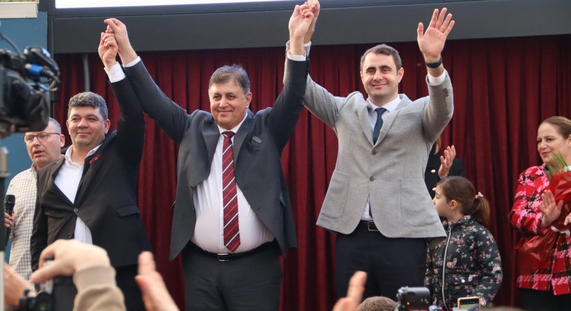 ÜCRETSİZ HİZMET VERECEK SAĞLIK POLİKLİNİĞİNİN İLKİ ALİAĞA'YA