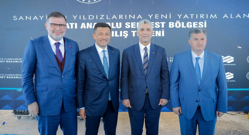 Türkiye'nin 19. serbest bölgesi Bergama'da açıldı: 120 firma, 20 bin istihdam