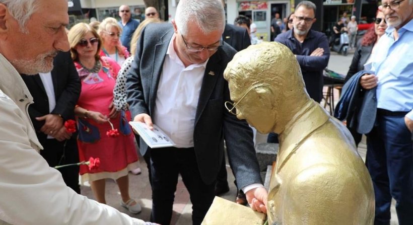 YAZAR SABAHATTİN ALİ EDREMİT'TE ANILDI