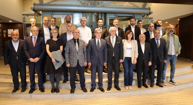 Ege Bölgesi'nin ihracat şampiyonu; Egeli demir-çelik ihracatçıları oldu