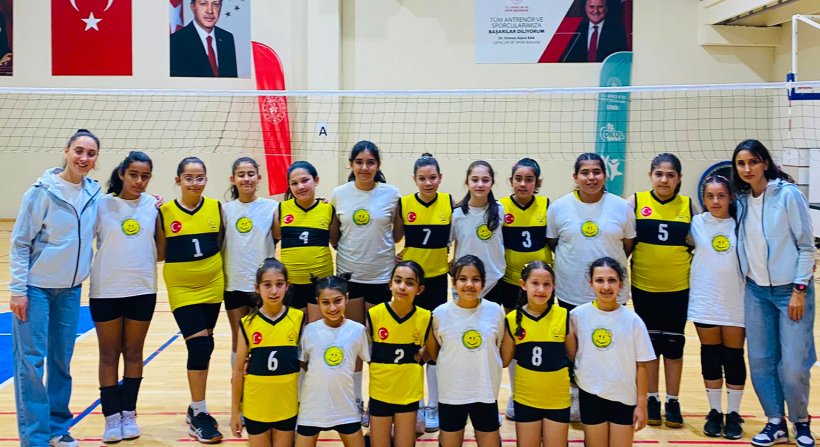 Aliağa'nın Minikleri Gözünü İzmir Kupasına Dikti