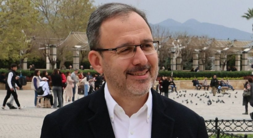 Dr. Mehmet Kasapoğlu 