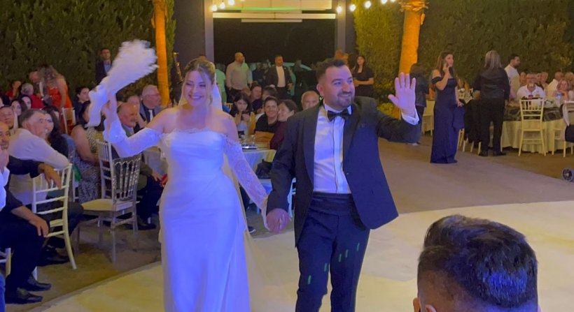 ESRAGÜL İLE ZAFER'İN DÜĞÜN HİKAYESİ 40 GÜN 40 GECE MASALLARI GİBİ GERÇEKLEŞTİ