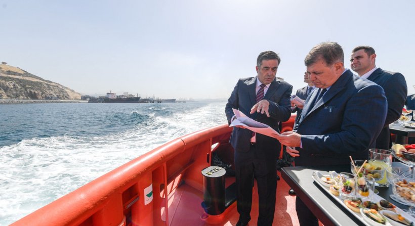 Başkan Tugay Aliağa'da liman bölgesini inceledi