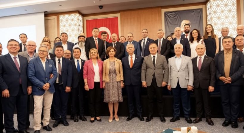 BERGAMA'YA TARİHİ KENTLER BİRLİĞİ'NDEN İKİ ÖDÜL