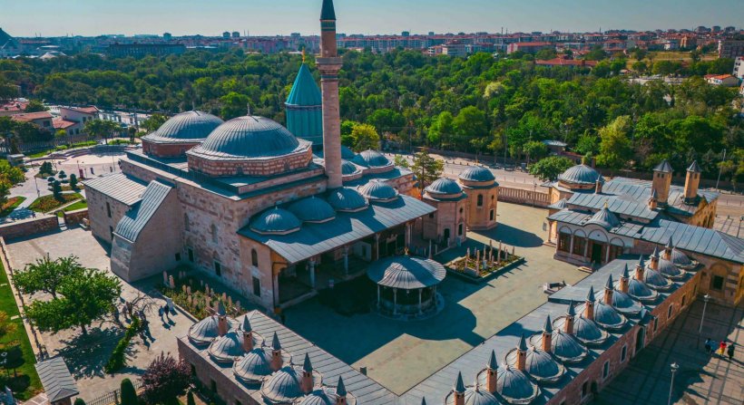 Mevlana Celaleddin-i Rumi vefatının 751'inci yılında Ege Üniversitesinde anılacak