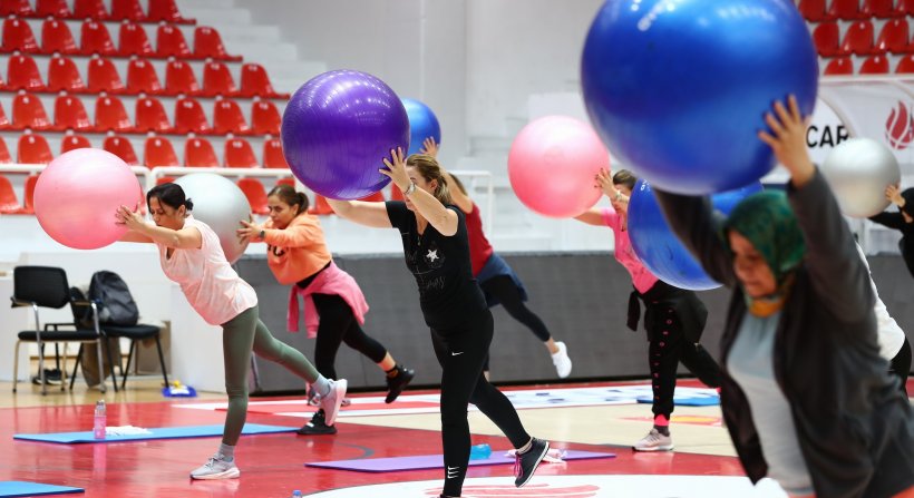 Aliağa Belediyesi'nden Kadınlara Özel Pilates ve Aerobik Kursu