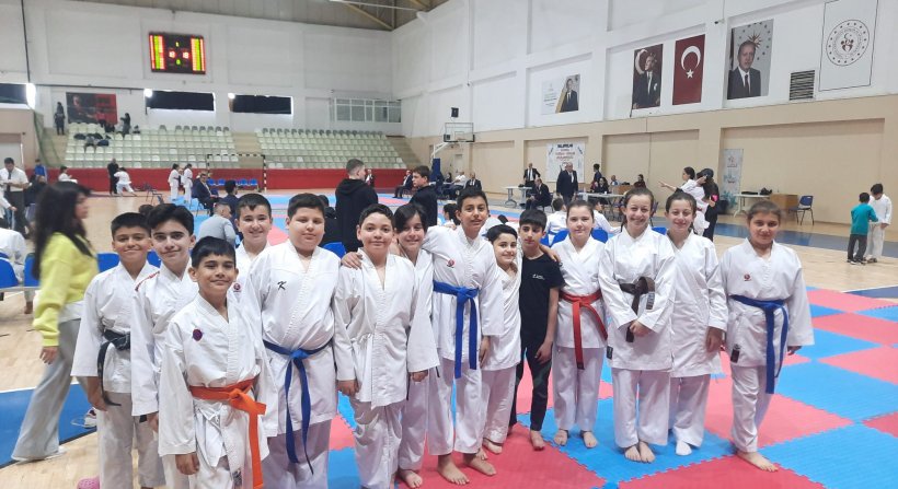 İzmir Şampiyonası'nda Aliağa Rüzgârı