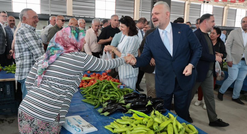 Menemen'de bir kapalı pazar yeri daha açıldı!