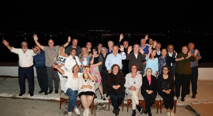 SAYILARI AZALIYOR, SEVGİLERİ VE ÖZLEMLERİ TÜKENMİYOR